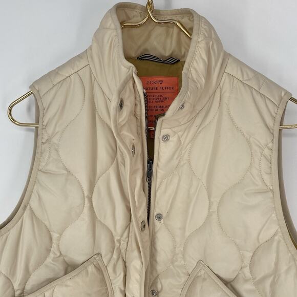 J Crew Quilted Excursion Puffer Vest Ivory Primaloft Women's Size M - Picture 10 of 10